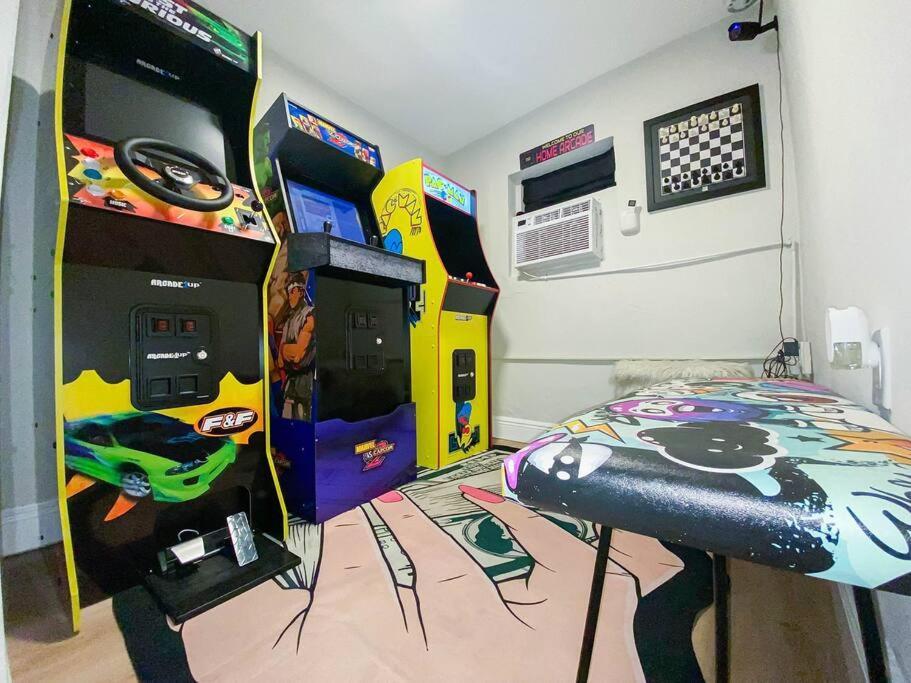 Unique Miami Art Escape W/ Hottub, Arcade & Murals Exterior photo